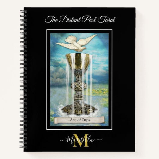 The Distant Past Tarot Deck Aas van Bekers Monogra Notitieboek (Voorkant)