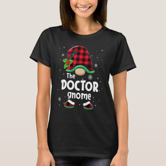 The Doctor Gnome Buffalo Plaid Christmas Matching  T-shirt (Voorkant)