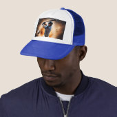 The Dust-Cloud Showdown: een pitcher's fury Trucker Pet (In situ)