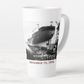 The Edmund Fitzgerald with Crew Names Latte Mok (Rechterhoek)