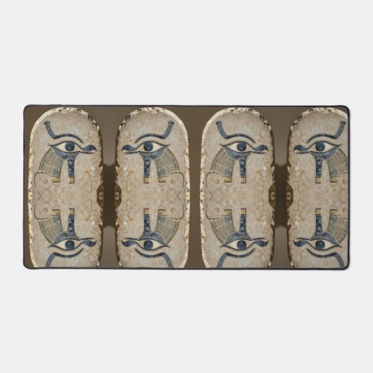 The Egyptian Eye´8 Bureaumat (Voorkant)