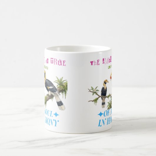 The emblem of true love from the wild  koffiemok (Center)