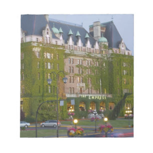 The Empress Hotel aan de binnenhaven in Notitieblok