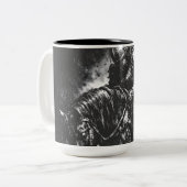 The Fallen Knight door BurnsInHell Tweekleurige Koffiemok (Voorkant links)