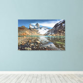 The Famous Fitz Roy Canvas Afdruk (Insitu (Houten vloer))