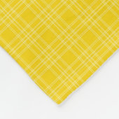 The front features a bright yellow checkered  fleece deken (Hoek)