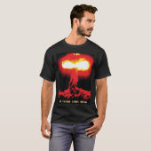 The Future Looks Bright funny T-shirt (Voorkant volledig)