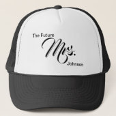 The Future Mrs White en Black Elegant Script Trucker Pet (Voorkant)