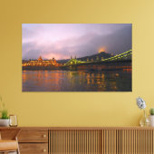 The Green Bridge, Liberty Hill, Budapest, Hongarij Canvas Afdruk (Insitu (Woonkamer))