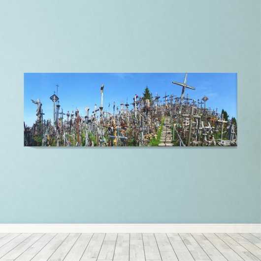 The Hill of Crosses of Northern Litouwen Canvas Afdruk (Insitu (Houten vloer))