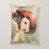 The Ladybug and the Hidden Nectar Kingdom Accent Kussen (Voorkant(Verticaal))