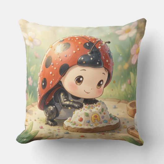 The Ladybug and the Hidden Nectar Kingdom Kussen (Voorkant)