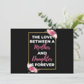 The Love Between A Mother And Daughter Is Forever Feestdagenkaart (Staand voorkant)