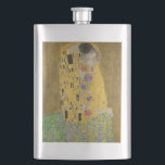 The Lovers Kissingembrace by Gustav Klimt Flacon<br><div class="desc">Het zonlicht schittert door de wervelende gouden omhelzing die de geliefden omringt in Gustav Klimts meesterwerk, The Kiss. De scène is een paradox van intimiteit en isolatie. Het paar staat op een afgrond, een veld van kleurrijke bloemen aan hun voeten, maar ze zijn zich niet bewust van de wereld om...</div>
