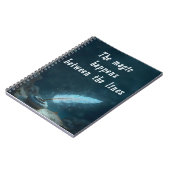 "The magic happens between the lines" Notitieboek (Linkerzijde)