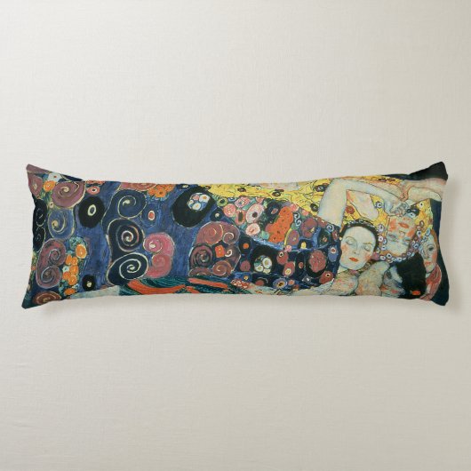 The Maiden, 1913 (olie op canvas) Lichaamskussen (Voorkant)