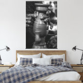 The Master’s Touch: Traditional Pottery Shaping in Canvas Afdruk (Insitu (Slaapkamer))