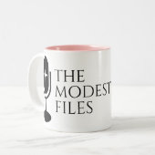 The Modesty Files - Mug Tweekleurige Koffiemok (Voorkant links)