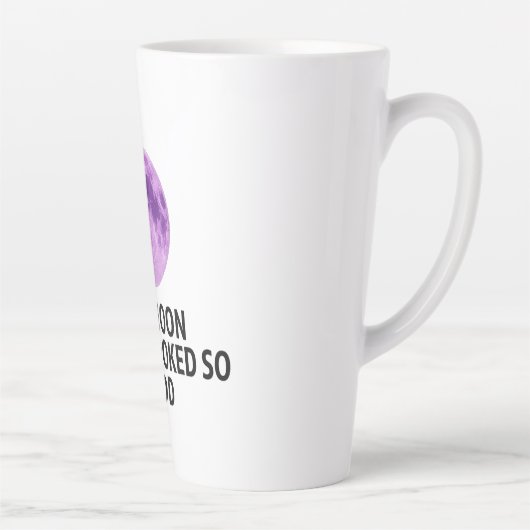 The Moon Never Looked So Good T-Shirt Latte Mok (Rechts)