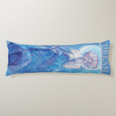 'The Moon' van Mucha, Dream Blue Body Pillow Lichaamskussen (Voorkant)