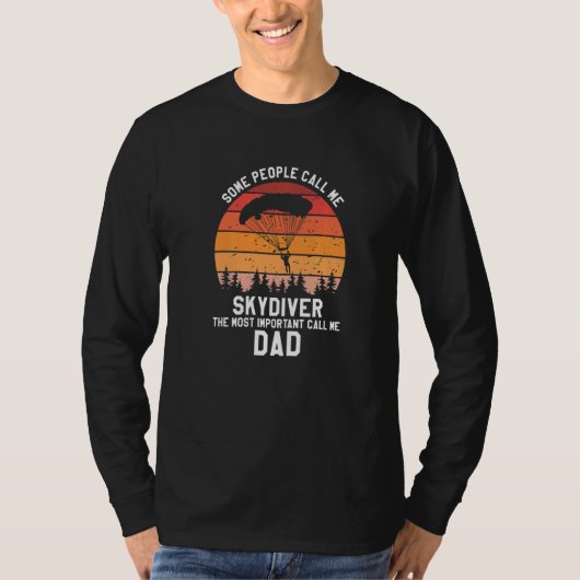 The Most Important People Call Me MOM Cool Skydive T-shirt (Voorkant)