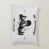 The mountains are calling and here we go accent kussen (Achterkant (Verticaal))