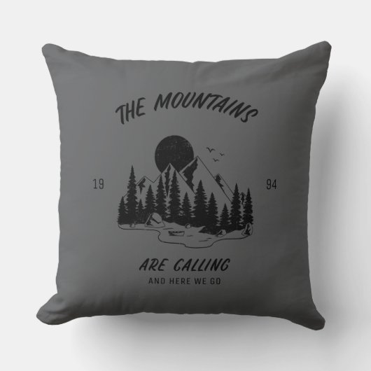 The mountains are calling and here we go kussen (Voorkant)