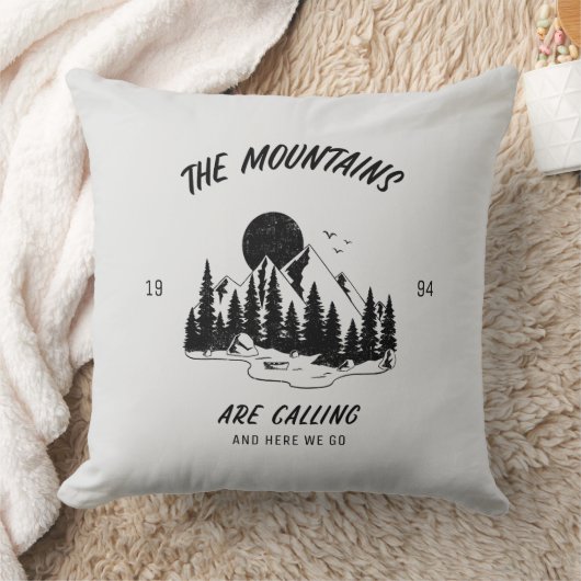 The mountains are calling and here we go  kussen (Deken)