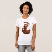 "The Muse of Fluidity" – Artistic Feather Goddess T-shirt (Voorkant volledig)