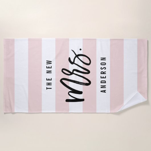 The New Mrs. | Personalized Bride Strandlaken (Voorkant)