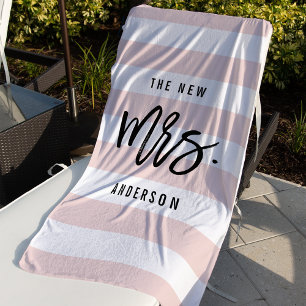 The New Mrs.   Personalized Bride Strandlaken