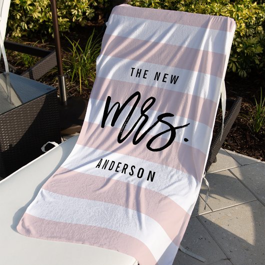 The New Mrs. | Personalized Bride Strandlaken