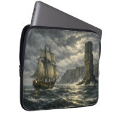 The Old Man of Hoy door BurnsInHell Laptop Sleeve (Voorkant Rechts)