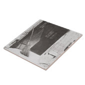 The Open door, maart 1843 (foto) Tegeltje (Zijkant)