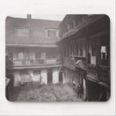 The Oxford Arms in Warwick Lane, 1875, uit 'Histo' Muismat (Voorkant)