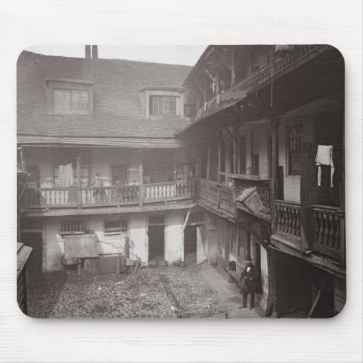 The Oxford Arms in Warwick Lane, 1875, uit 'Histo' Muismat (Voorkant)
