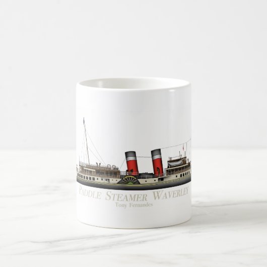 The Paddle Steamer Waverley by Tony Fernandes Koffiemok (Center)