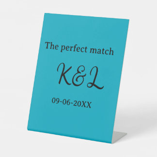 The perfect match couple name letter date blue sim reclamebord met voetstuk