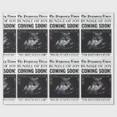 The Pregnancy Times Newspaper Custom Baby Photo Cadeaupapier (Vlak)