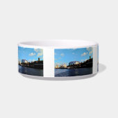 The Quayside Voerbakje (Links)