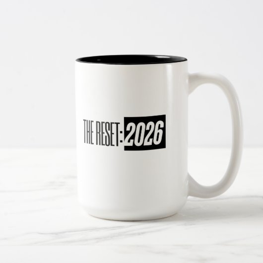 The Reset 2026 — Modern Minimalist Typograp Tweekleurige Koffiemok (Rechts)