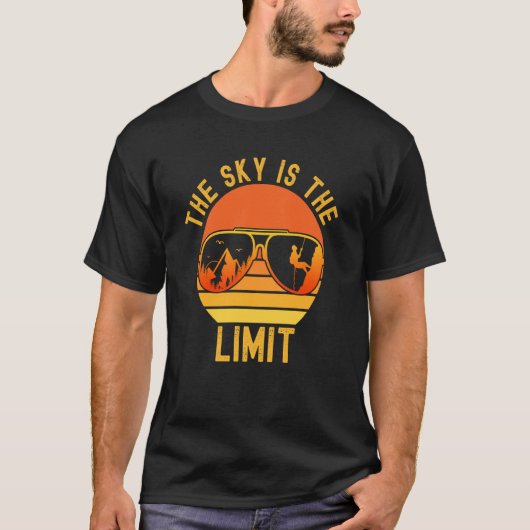 The Sky Is The Limit Retro Sunset Rock Climbing Cl T-shirt (Voorkant)
