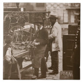 The Street Locksmith, van 'Street Life in London' Tegeltje (Voorkant)