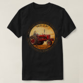 The Strongest Old Women Drive a Tractor  T-shirt (Design voorkant)