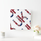 The UK Union Jack British Flag Typography Pattern Vierkante Klok (Huis)