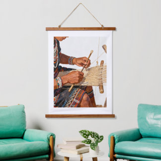 The Weaver’s Song Heritage Wall Art Hangend Wandkleed