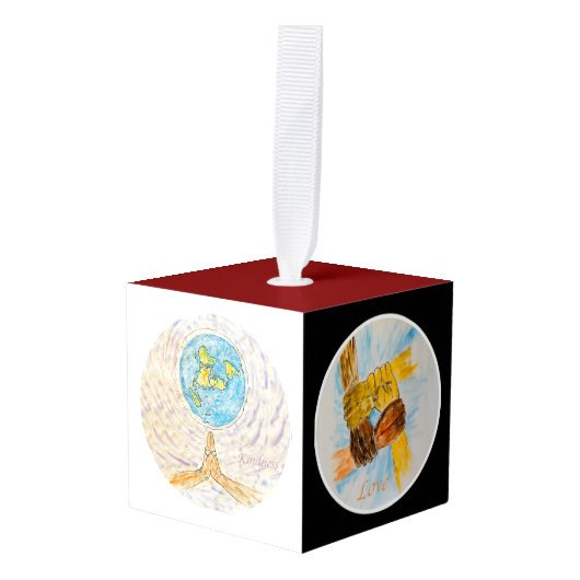 The wellness Sphere - Wooden Cube Ornament (Voorkant hoekig)