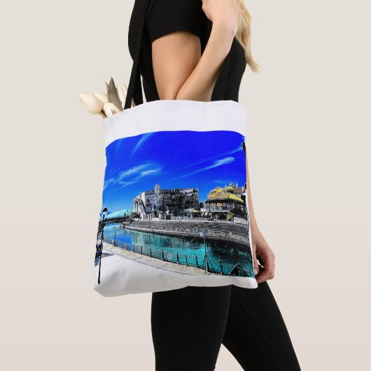 The White Phanto Tote Bag (Dichtbij)