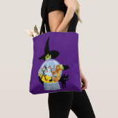 The Wicked Witch Crystal Ball Halloween Tote Bag (Dichtbij)
