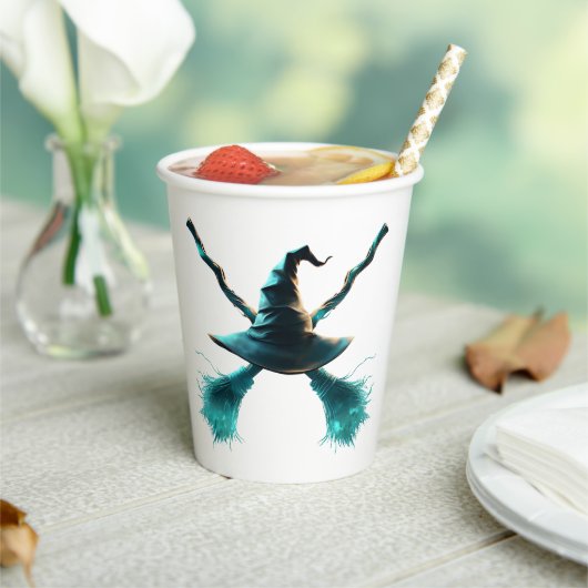 The Witch's Cross Papieren Bekers (Insitu)